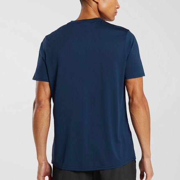 GYMSHARK ARRIVAL T-SHIRT REGULAR FIT LARGE NAVY NWT IN PACKAGING - Picture 2 of 6